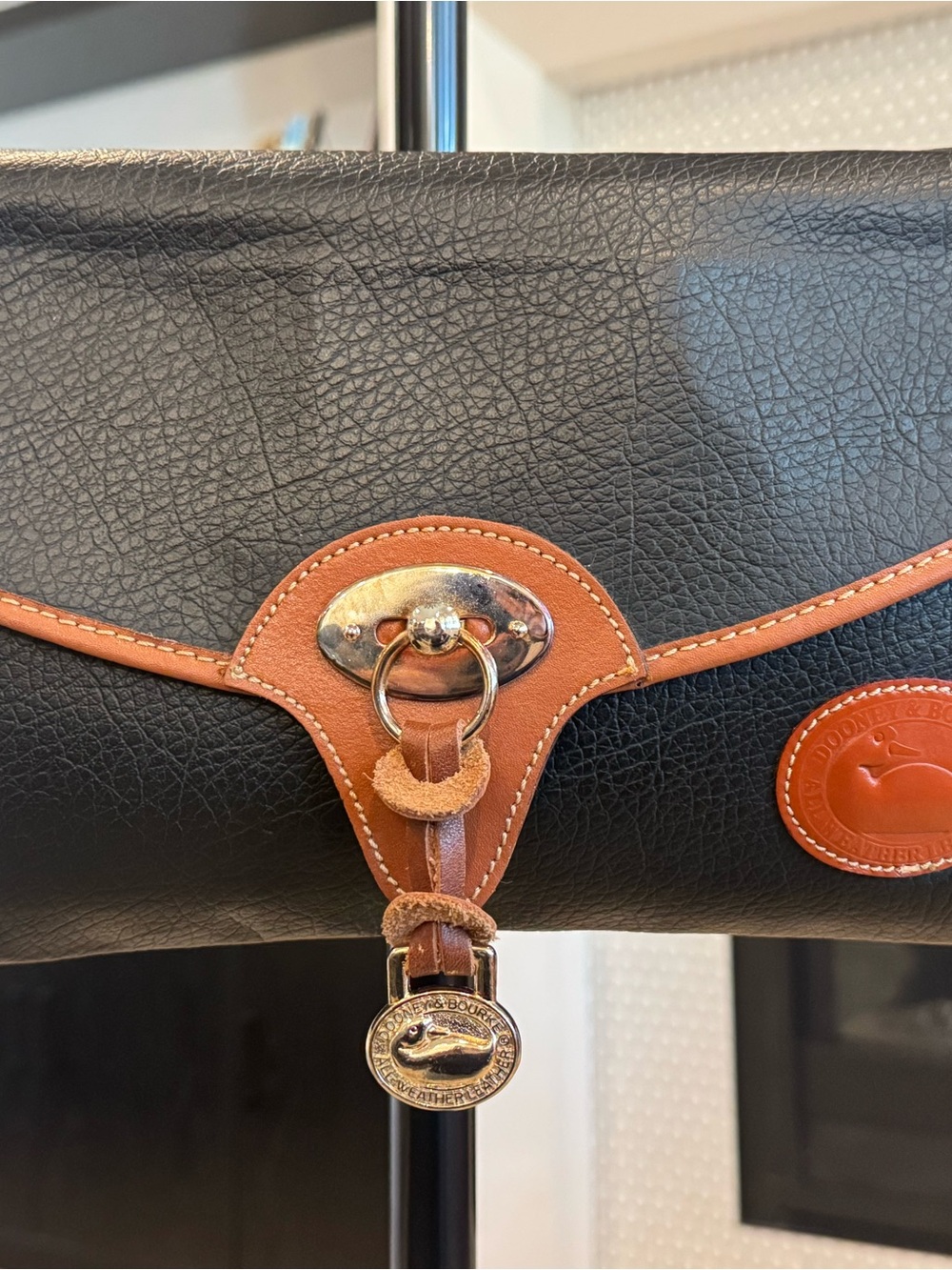 Vtg Dooney & Bourke AWL Black Leather Envelope Cavalry Crossbody Clutch Bag